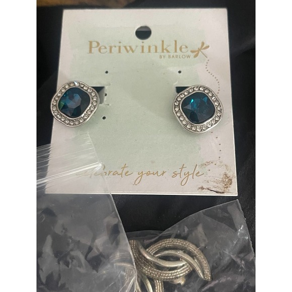 Vintage Bundle‎ of Clip On Earrings Jewelry - Picture 7 of 7